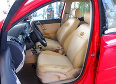 座墊與座套 汽車用品中的細(xì)節(jié)之美與實用之選